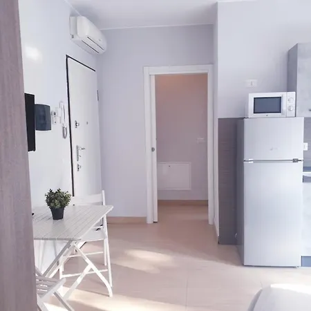 Michelangelo Con Parcheggio Gratuito In Loco E Self Check In Lägenhetshotell *