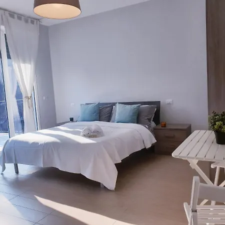 Michelangelo Con Parcheggio Gratuito In Loco E Self Check In * Cormano